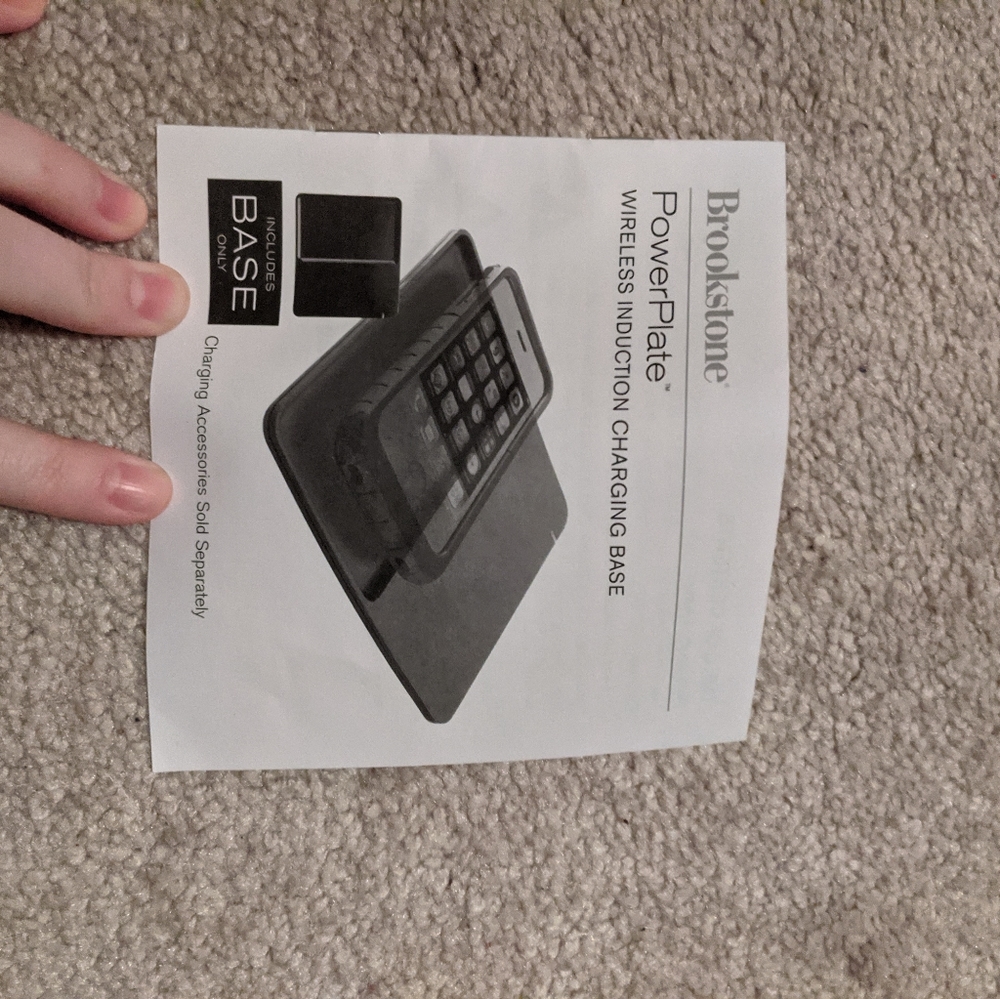 Brookstone PowerPlate Wireless Induction Charging - Picture 4 of 4